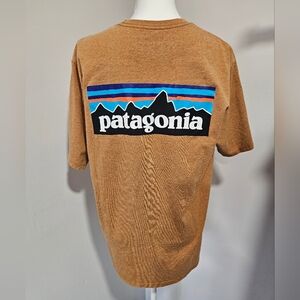 Patagonia Men's Brown with Colorful Logo Cotton Blend Shirt Size Medium